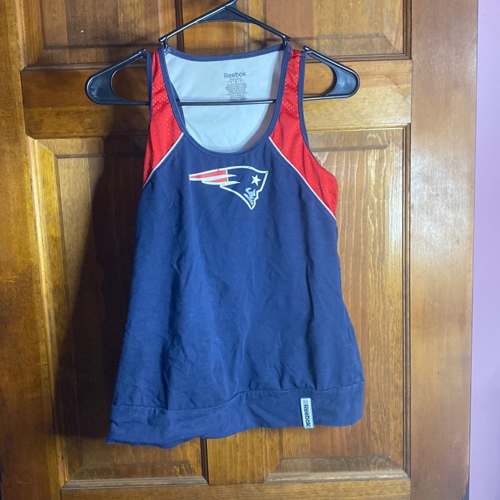 Redbox Patriots Tank with built in bra Size S